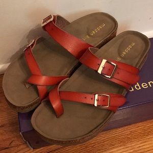 Madden Girl :: NEW like Birkenstock sandal size 7